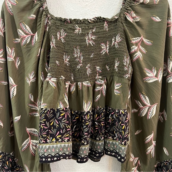 Angie green multicolored print wide sleeve crop top - Picture 2 of 6